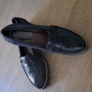 Rylko Black Loafers